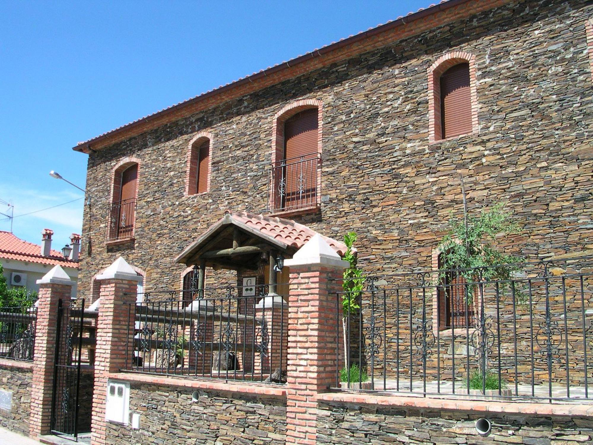 Casa Rural Pena Falcon Guest House Torrejón el Rubio Eksteriør bilde