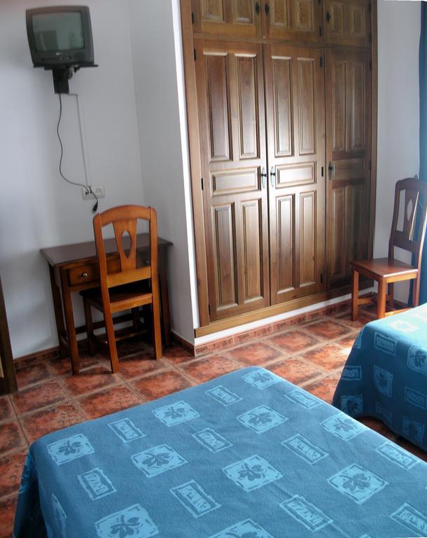 Casa Rural Pena Falcon Guest House Torrejón el Rubio Eksteriør bilde