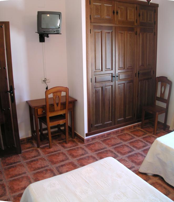 Casa Rural Pena Falcon Guest House Torrejón el Rubio Eksteriør bilde