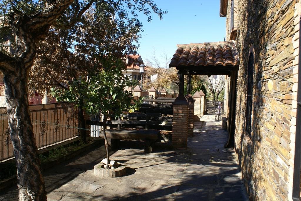 Casa Rural Pena Falcon Torrejón el Rubio Eksteriør bilde