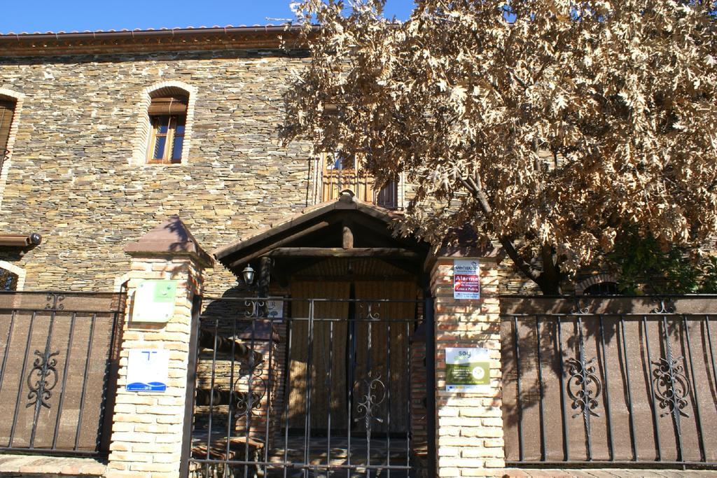 Casa Rural Pena Falcon Torrejón el Rubio Eksteriør bilde
