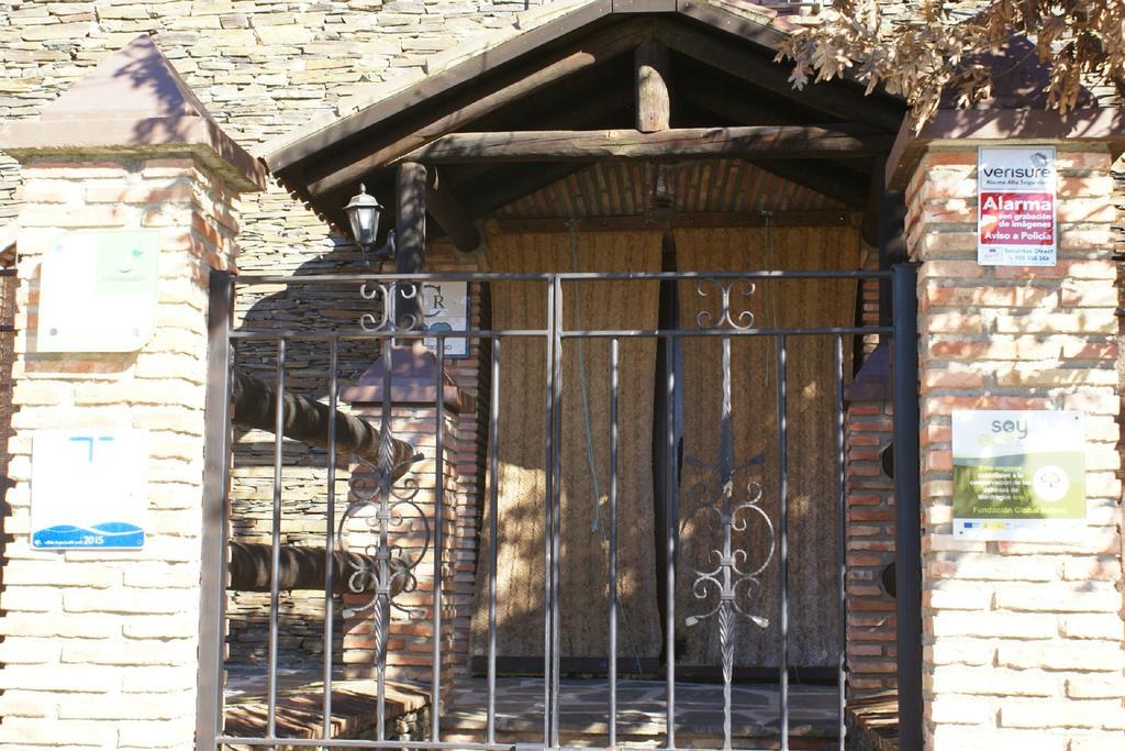 Casa Rural Pena Falcon Torrejón el Rubio Eksteriør bilde