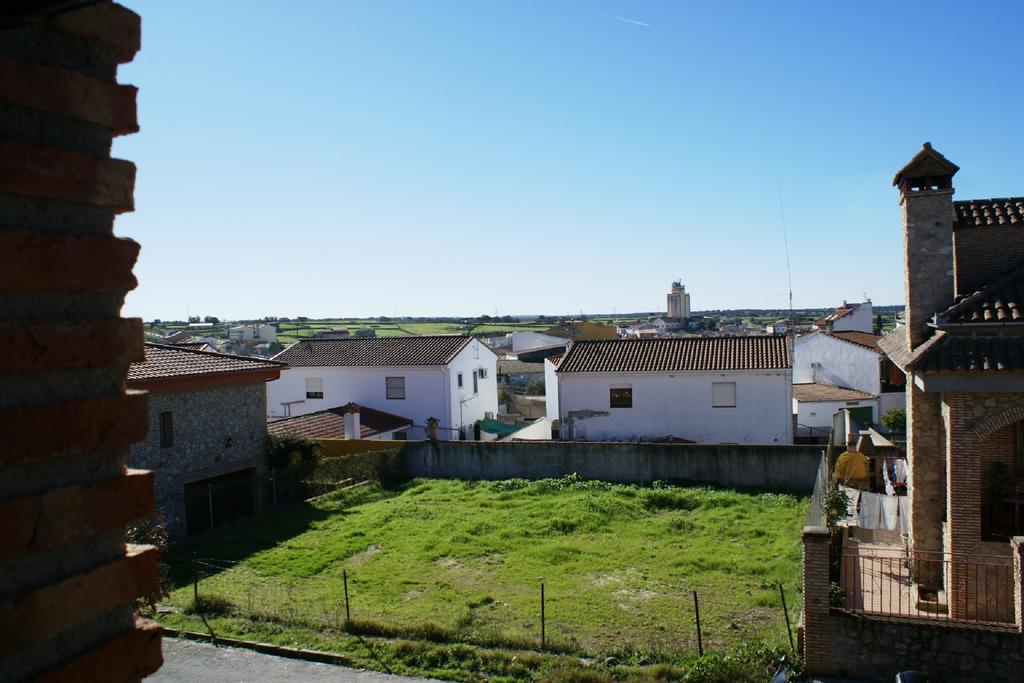 Casa Rural Pena Falcon Guest House Torrejón el Rubio Eksteriør bilde