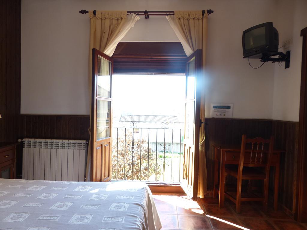 Casa Rural Pena Falcon Torrejón el Rubio Eksteriør bilde