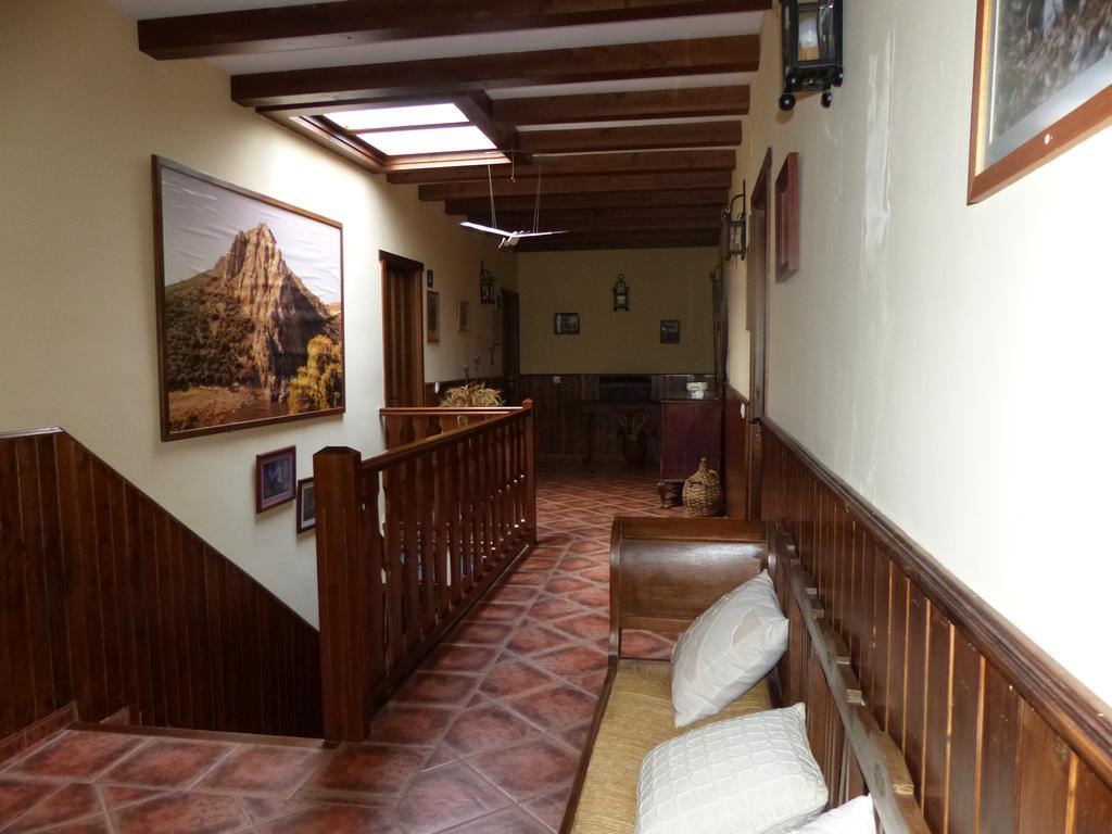 Casa Rural Pena Falcon Guest House Torrejón el Rubio Eksteriør bilde