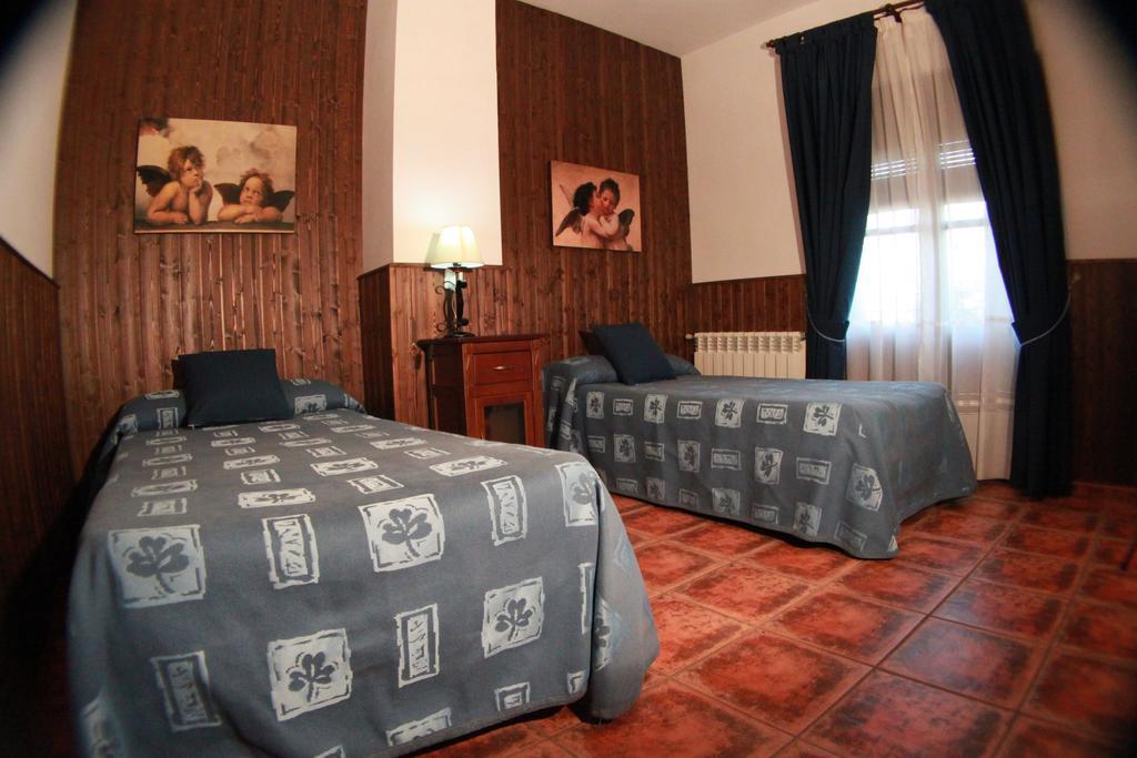 Casa Rural Pena Falcon Torrejón el Rubio Eksteriør bilde
