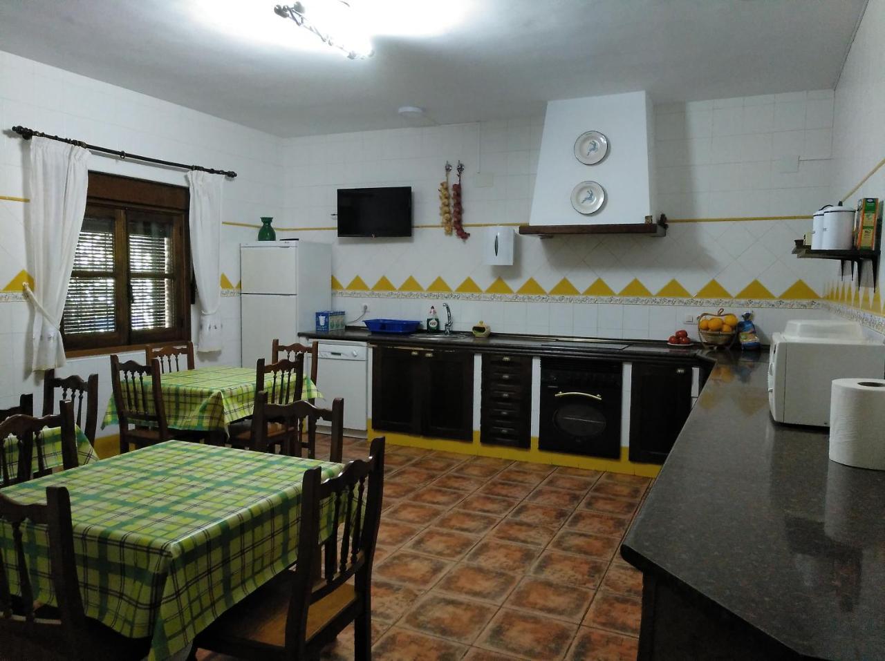 Casa Rural Pena Falcon Guest House Torrejón el Rubio Eksteriør bilde