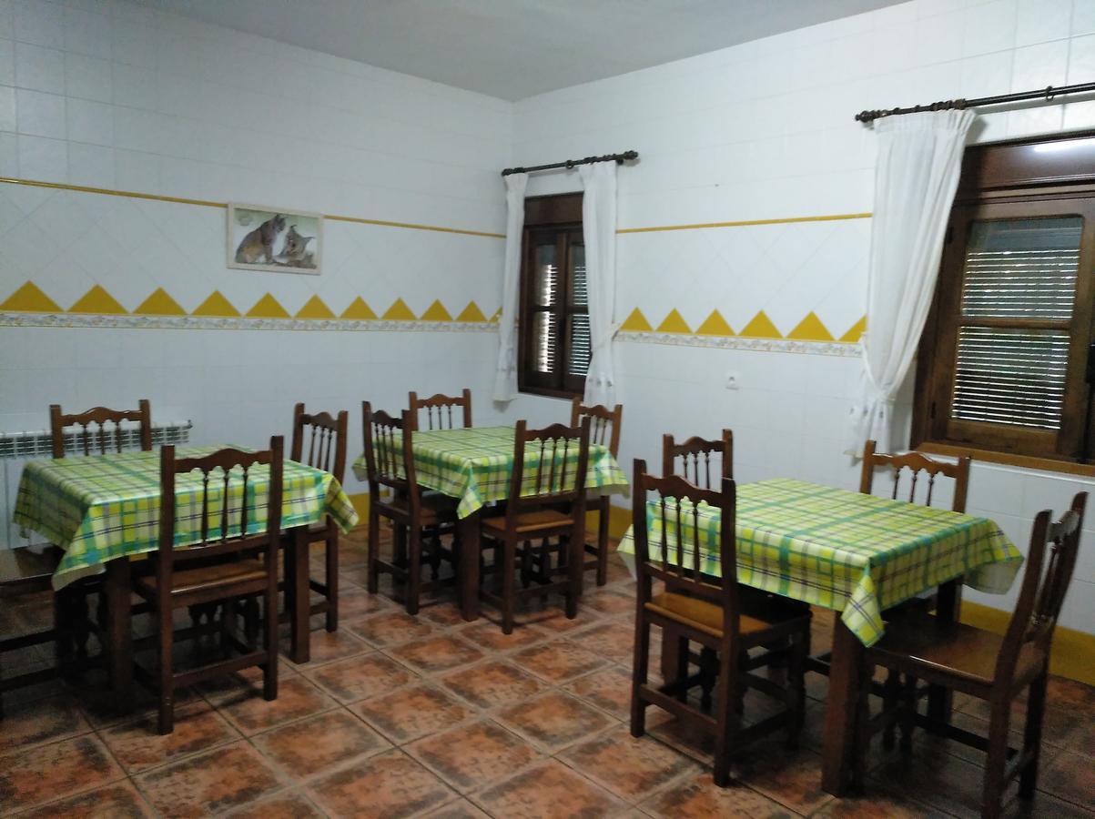 Casa Rural Pena Falcon Guest House Torrejón el Rubio Eksteriør bilde